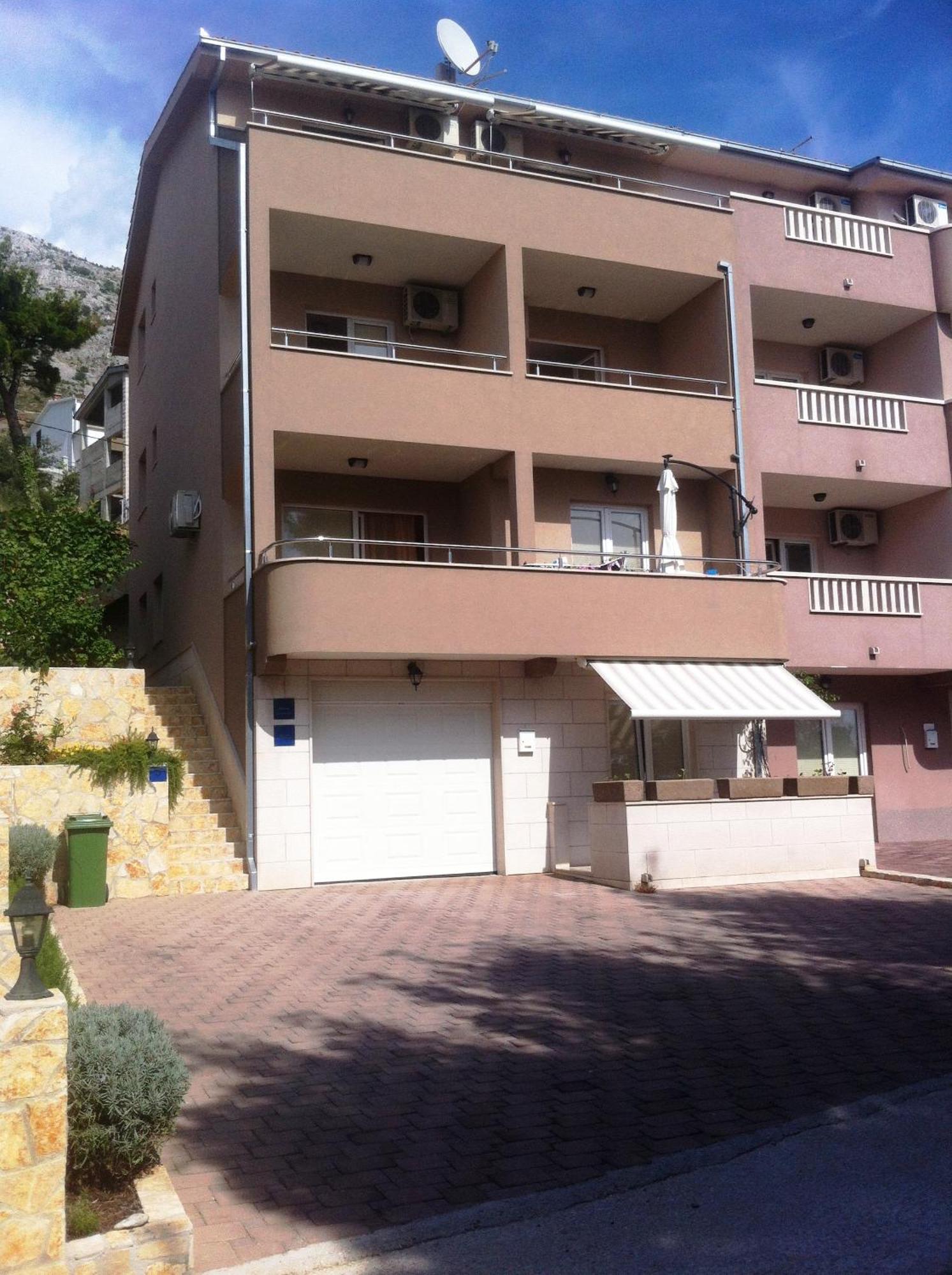 Apartments Nedo Dalmatia Омиш Экстерьер фото